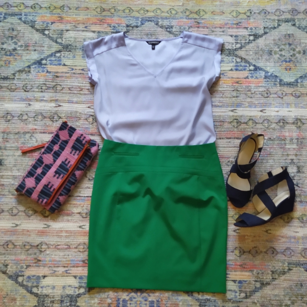 Express skirt. Size 6. New. Never worn.